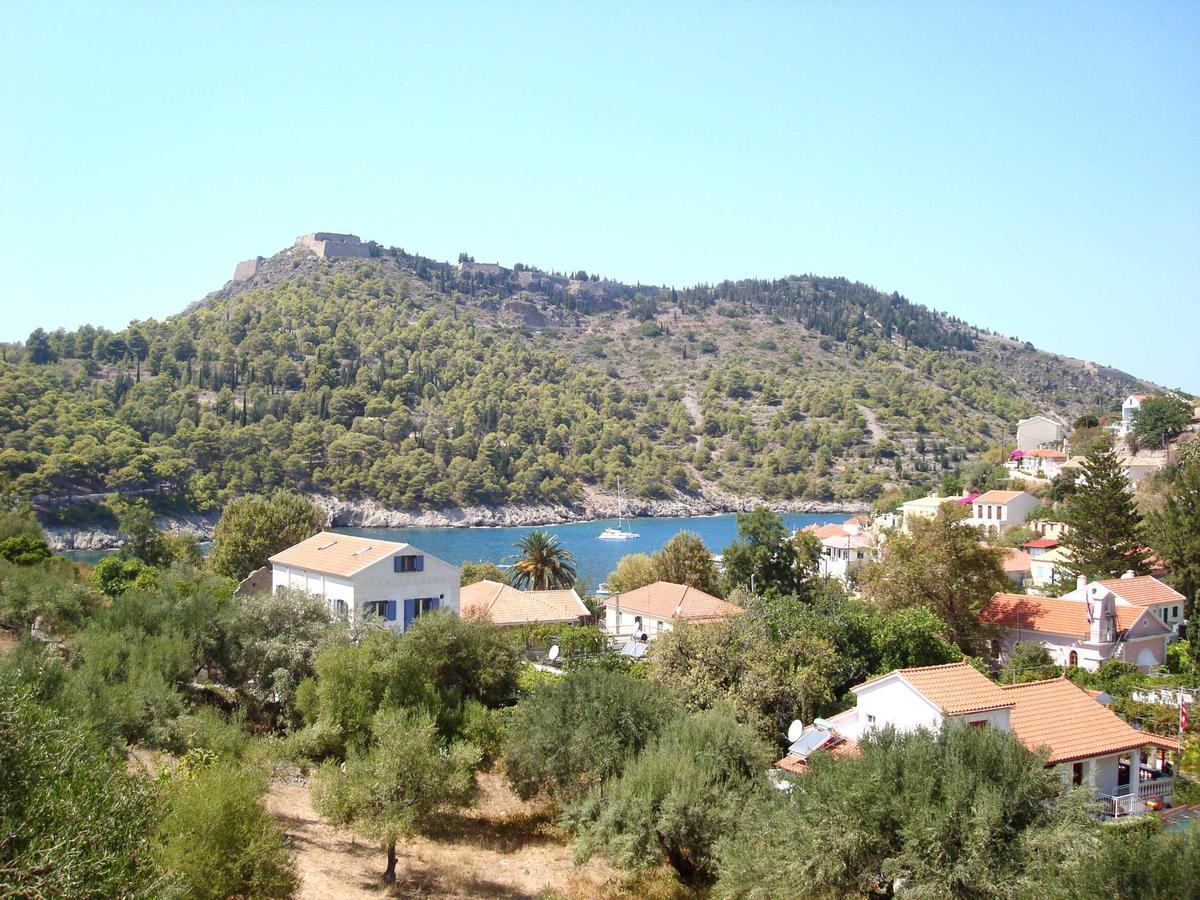 Pension Gerania Asos Bagian luar foto